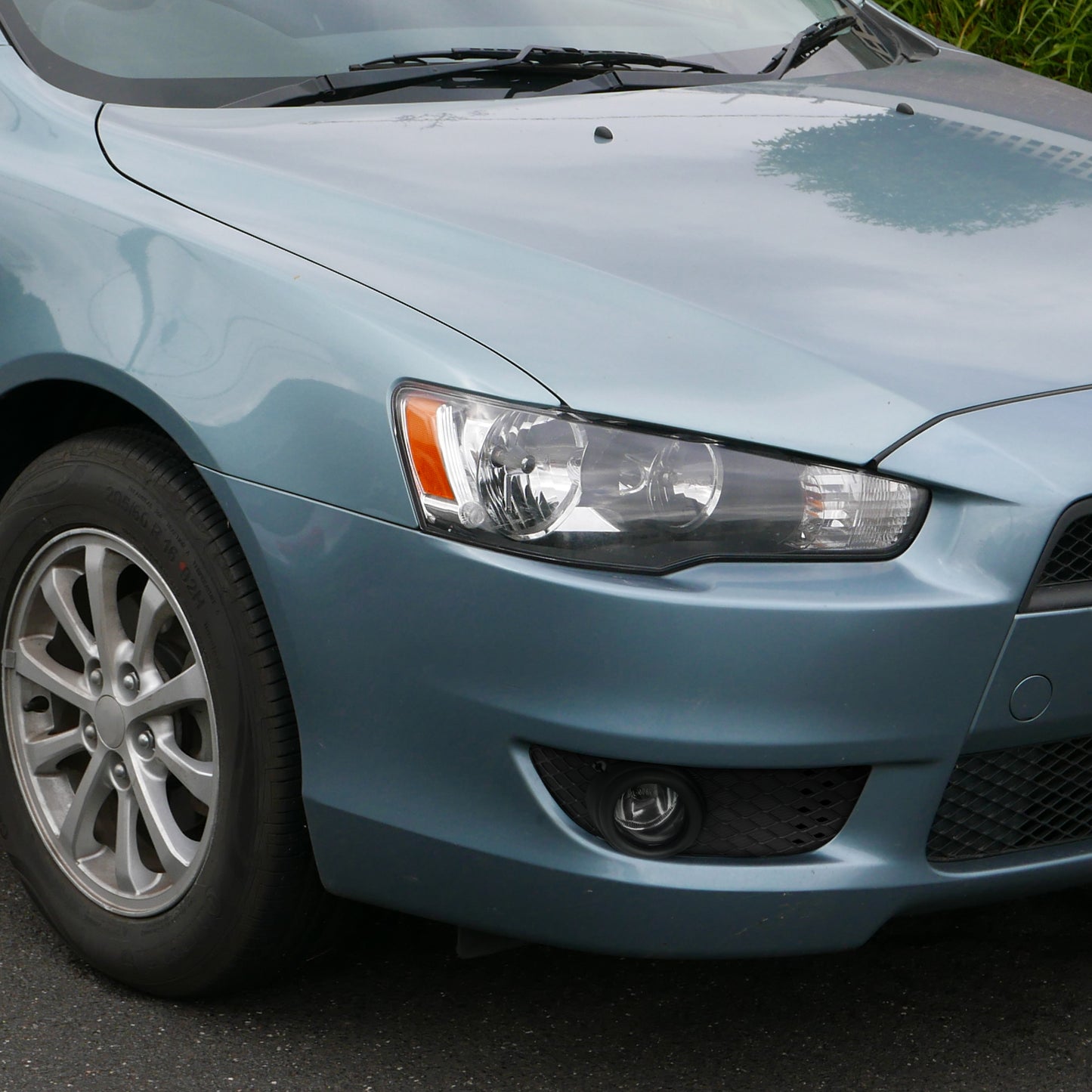 2008-2012 Mitsubishi Lancer H11 Fog Lights Kit (Chrome Housing/Clear Lens)