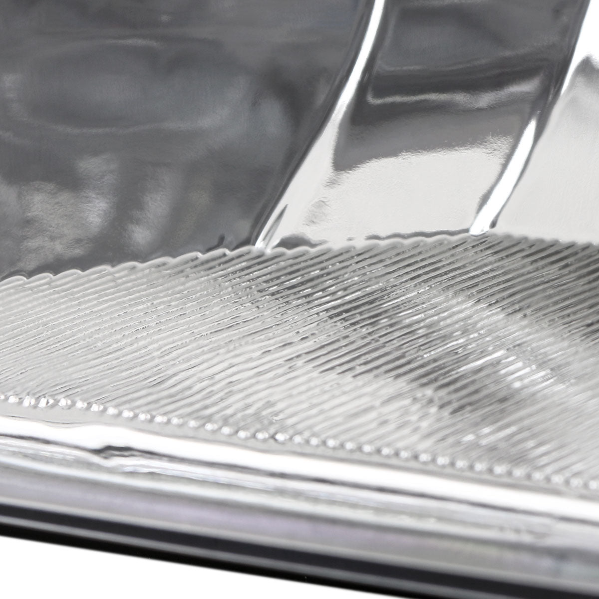 2015-2020 Chevrolet Tahoe/Suburban GMC Yukon/Yukon XL H8 Fog Lights Kit (Chrome Housing/Clear Lens)