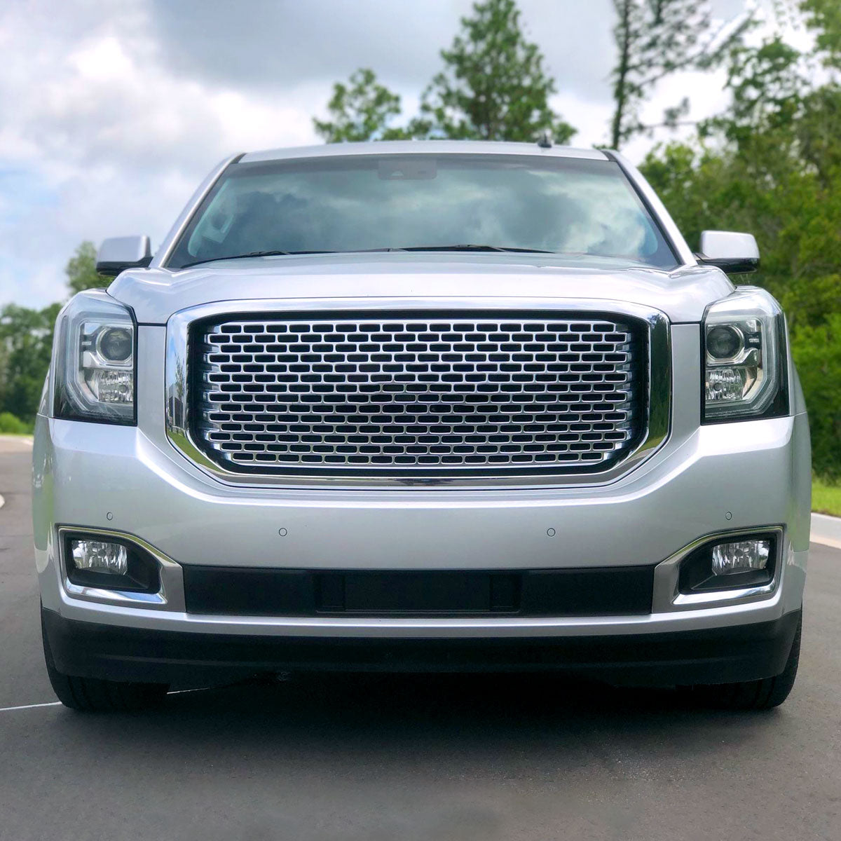 2015-2018 GMC Yukon/Yukon XL Bumper Fog Lights Kit (Chrome Housing/Clear Lens)