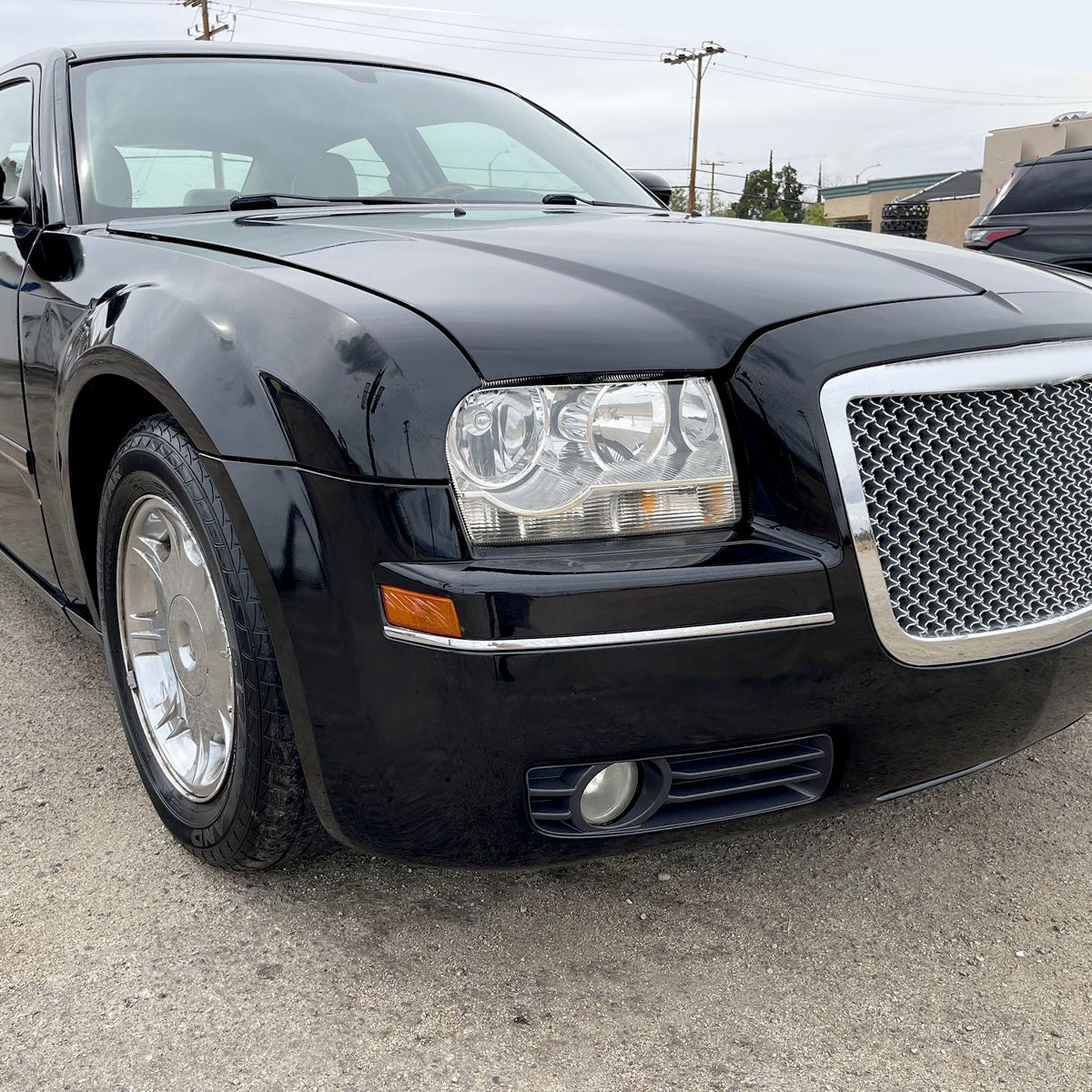 2005-2010 Chrysler 300 Factory Style Headlights (Chrome Housing/Clear Lens)