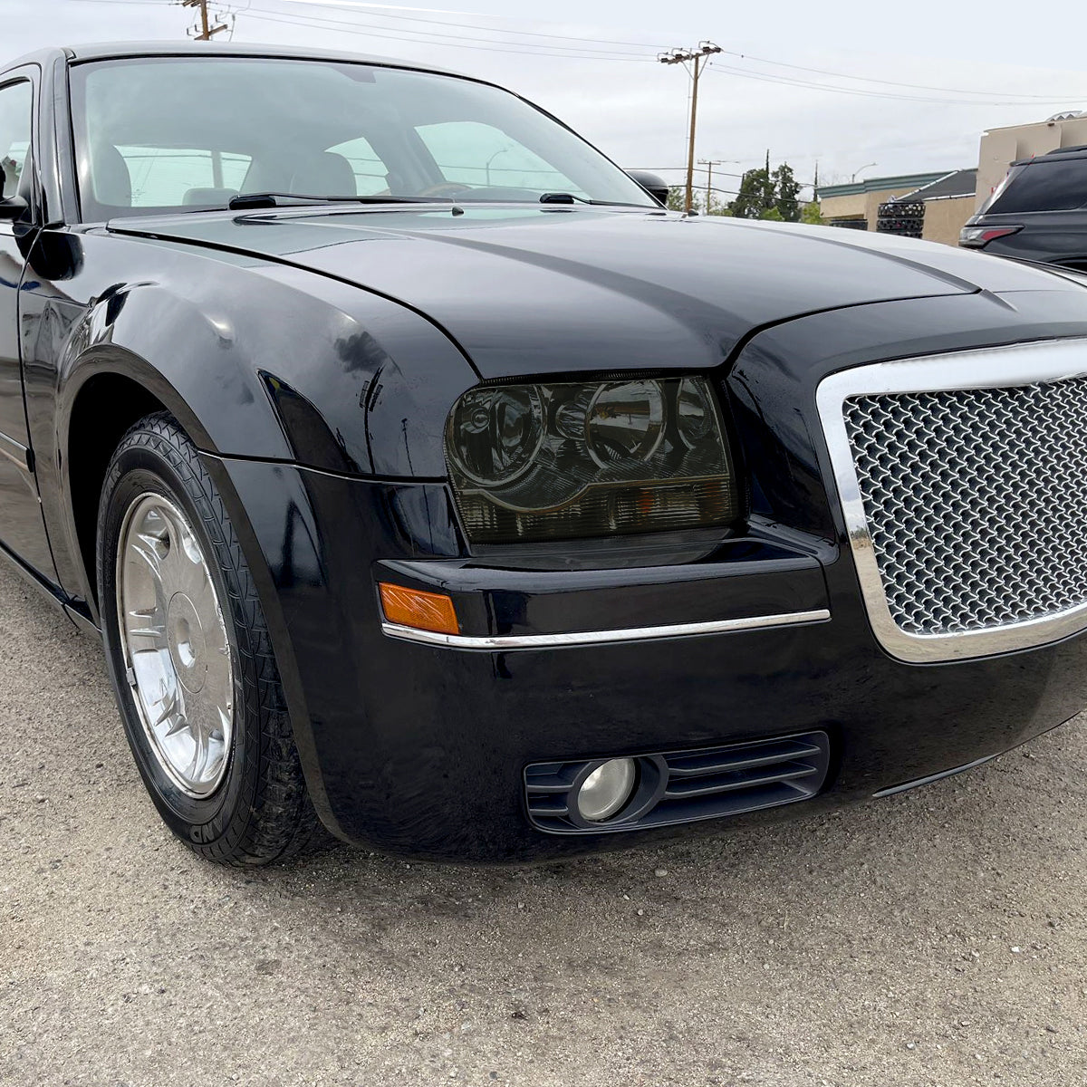2005-2010 Chrysler 300 Factory Style Headlights (Chrome Housing/Smoked Lens)