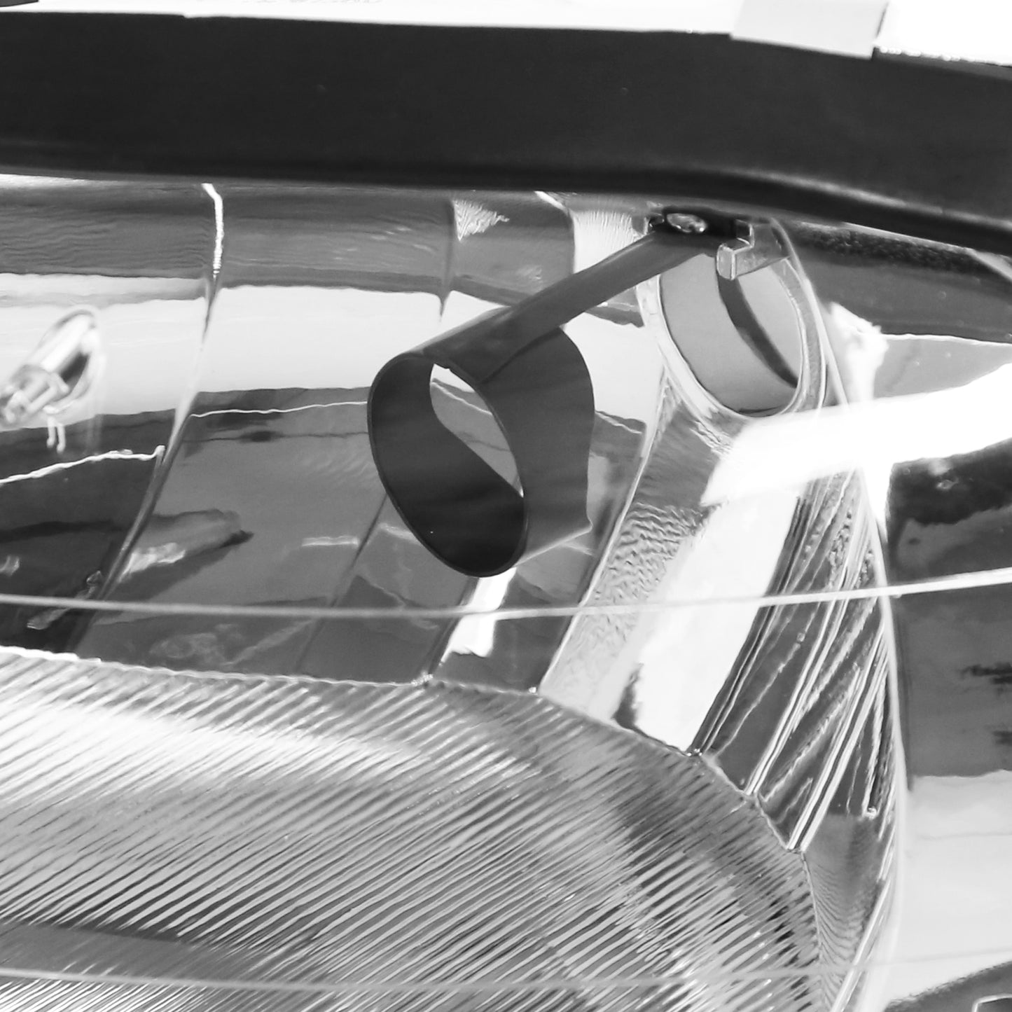 1998-2002 Chevrolet Camaro Factory Style Headlights (Chrome Housing/Clear Lens)
