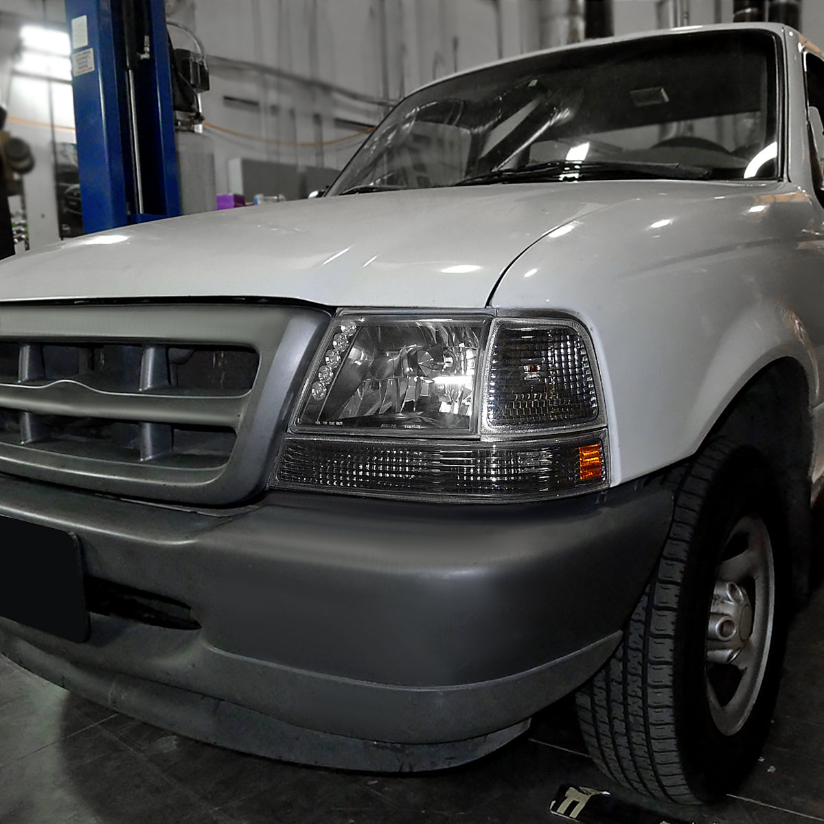 1998-2000 Ford Ranger Factory Style Headlights (Matte Black Housing/Clear Lens)