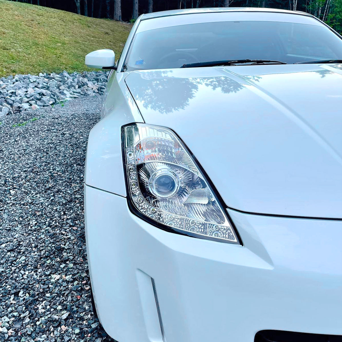 2006-2009 Nissan 350Z SMD LED Light Strip Projector Headlights (Chrome Housing/Clear Lens)