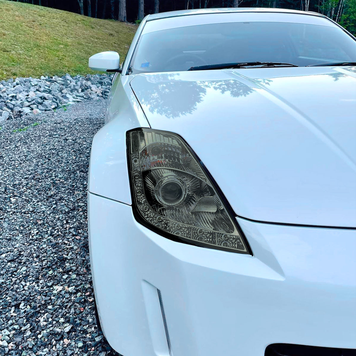 2006-2009 Nissan 350Z SMD LED Light Strip Projector Headlights (Chrome Housing/Smoked Lens)