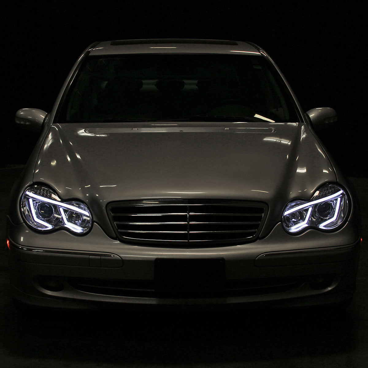 2001-2007 Mercedes Benz W203 C Class Sedan Projector Headlights w/ LED Light Bar & LED Turn Signal Lights (Chrome Housing/Clear Lens)