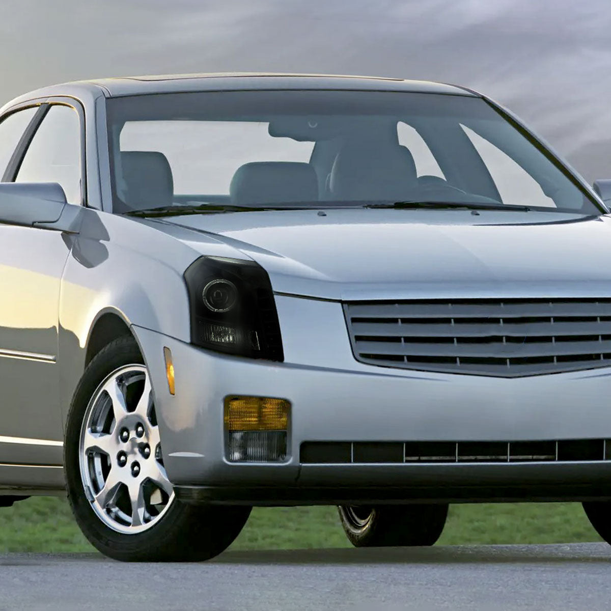 2003-2007 Cadillac CTS Halo Projector Headlights (Black Housing/Smoked Lens)