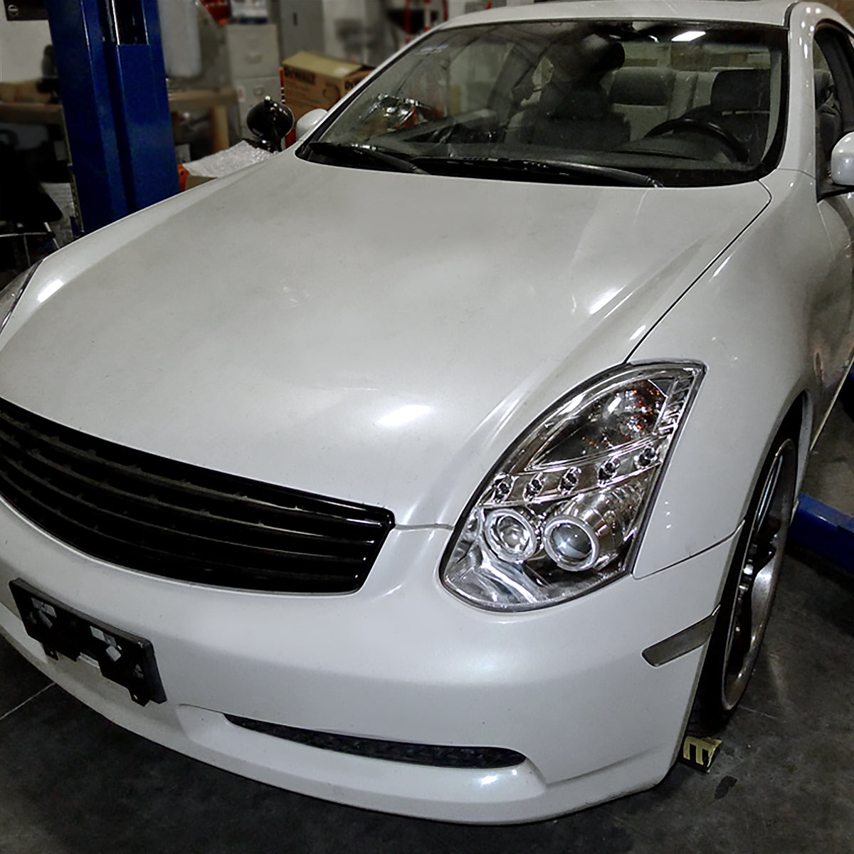 2003-2007 Infiniti G35 Coupe Dual Halo Projector Headlights (Chrome Housing / Clear Lens)