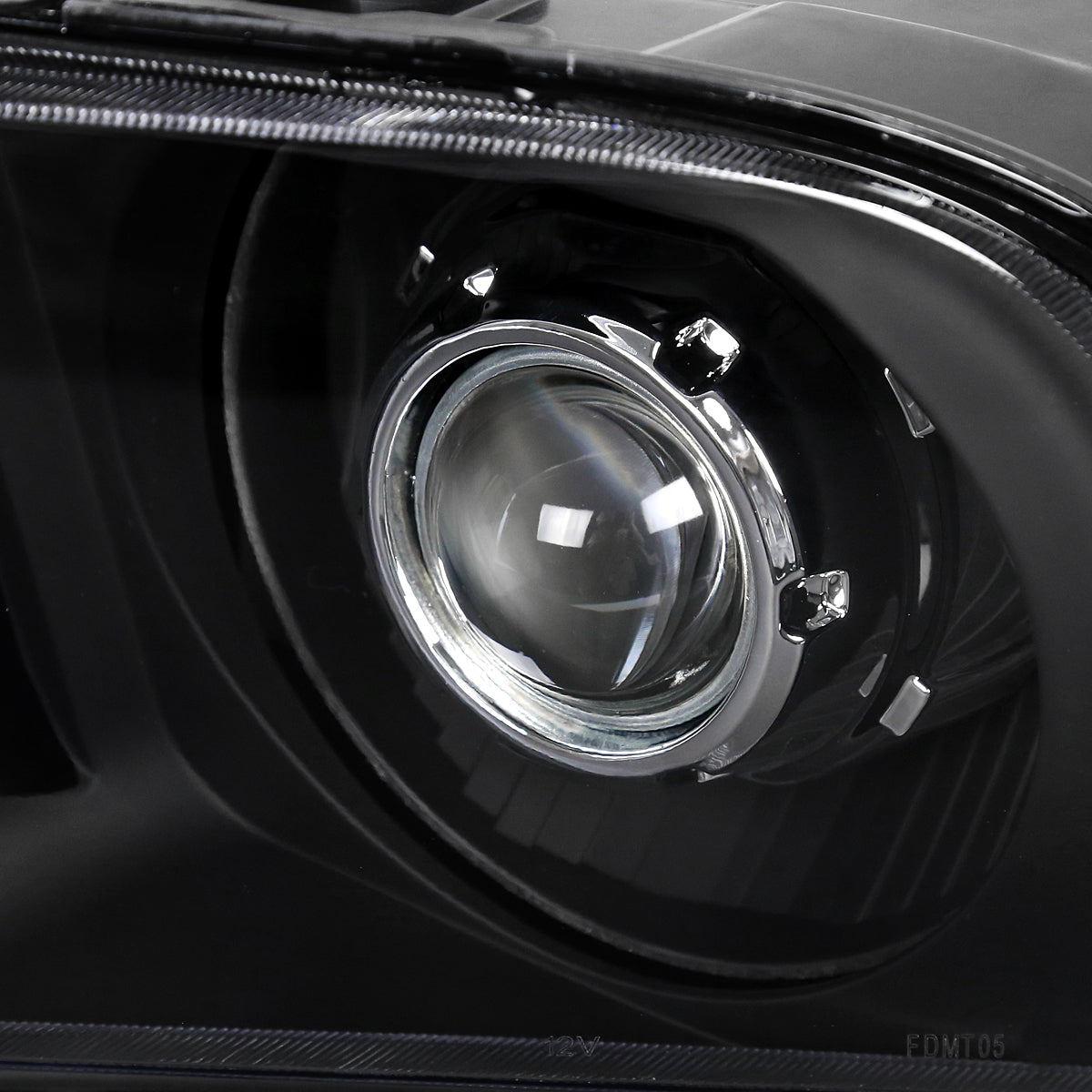 2005-2009 Ford Mustang H1 Projector Headlights (Matte Black Housing/Clear Lens)