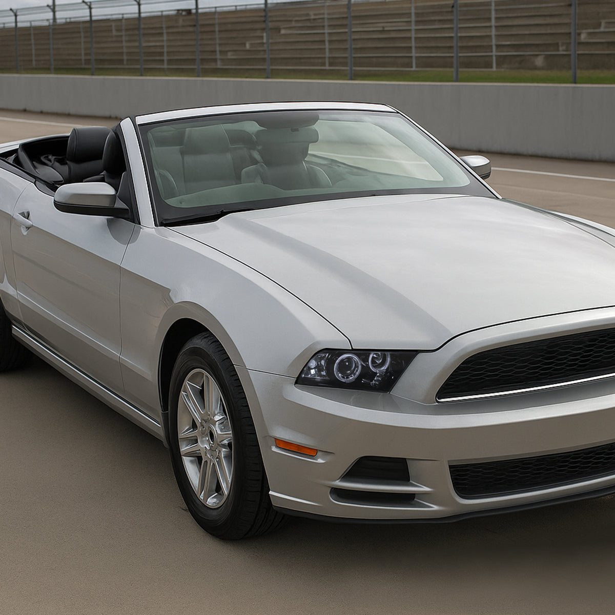 2010-2014 Ford Mustang Dual Halo Projector Headlights (Glossy Black Housing/Smoked Lens)