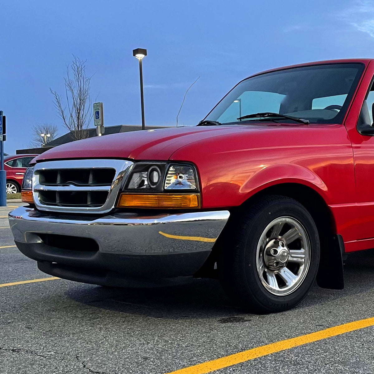 1998-2000 Ford Ranger Halo Projector Headlights (Matte Black Housing/Clear Lens)