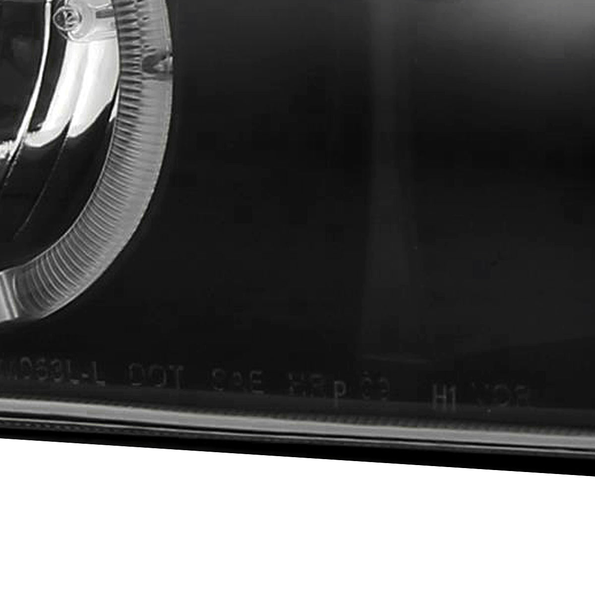 1999-2002 Chevrolet Silverado/ 2000-2006 Tahoe Suburban Dual Halo Projector Headlights (Matte Black Housing/Clear Lens)