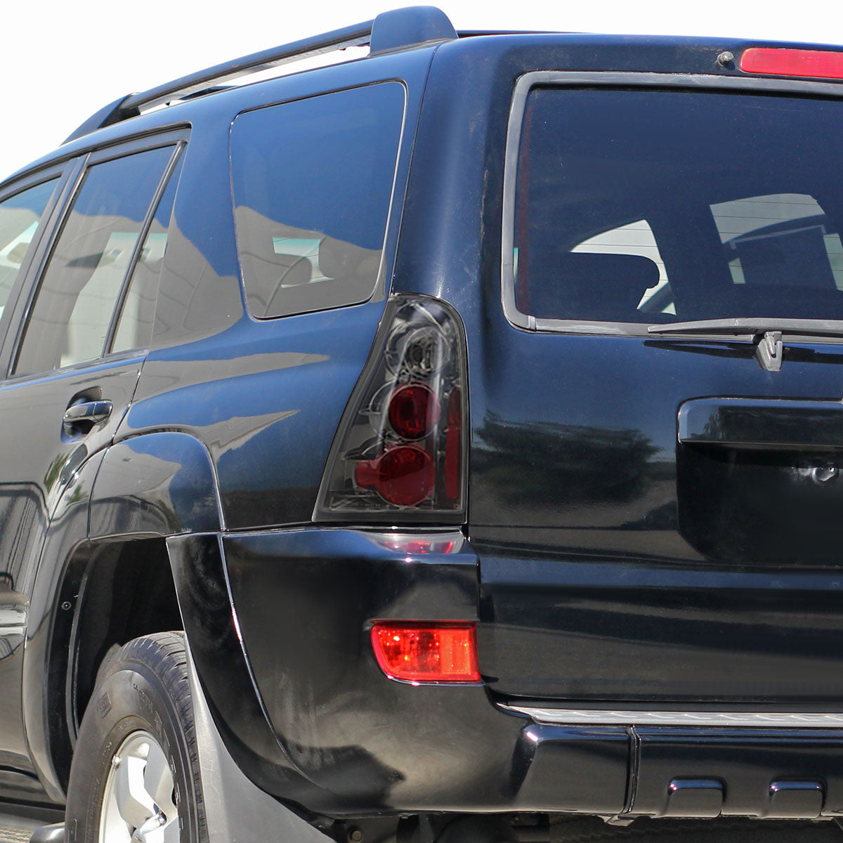 2003-2005 Toyota 4Runner Tail Lights (Chrome Housing/Smoked Lens)