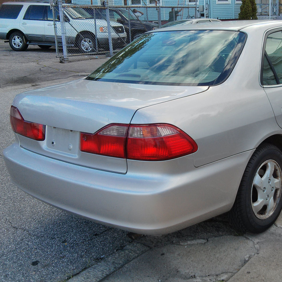1998-2000 Honda Accord Sedan Red/Clear Tail Lights