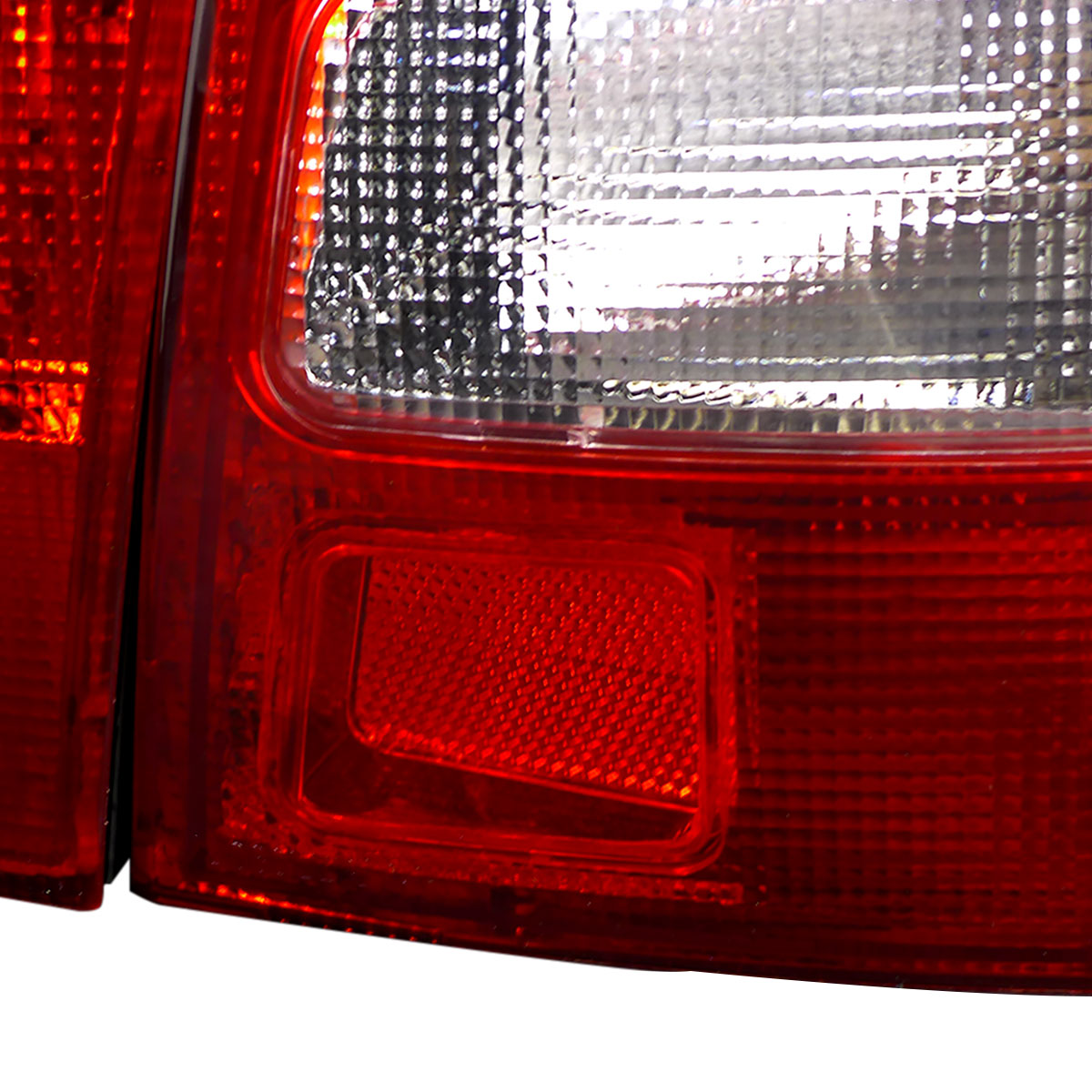 1992-1995 Honda Civic 3DR Hatchback Tail Lights (Chrome Housing/Red Clear Lens)