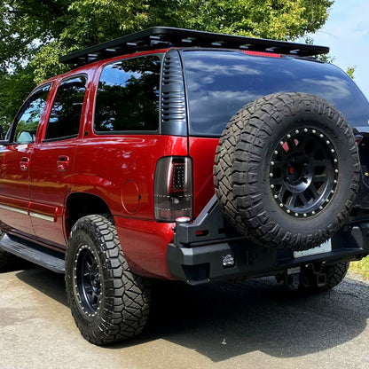 2000-2006 Chevrolet Suburban/Tahoe GMC Yukon/Yukon XL LED C Bar Tail Lights (Jet Black Housing/Clear Lens)
