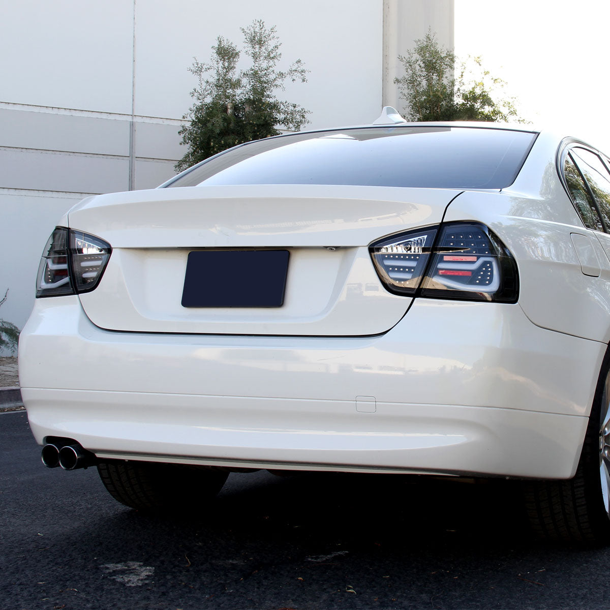 2006-2008 BMW E90 3 Series Sedan LED Tail Lights (Matte Black Housing/Clear Lens)