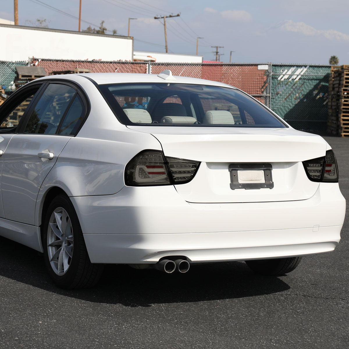 2009-2011 BMW E90 3-Series 4Dr Sedan LED Tail Light (Chrome Housing/Smoked Lens)