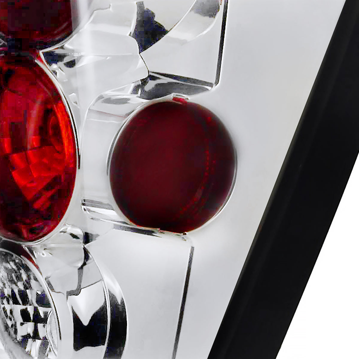 2005-2006 Jeep Grand Cherokee Tail Lights (Chrome Housing/Clear Lens)