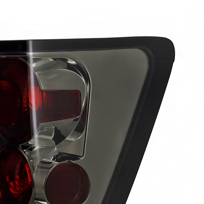 2005-2006 Jeep Grand Cherokee Tail Lights (Chrome Housing/Smoked Lens)