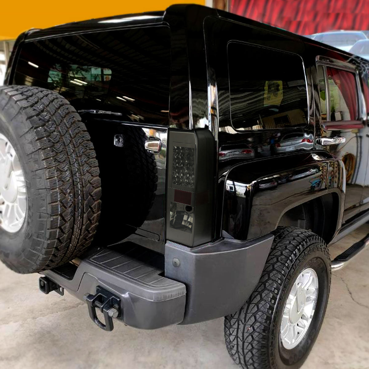 2005-2010 Hummer H3 LED Tail Lights (Chrome Housing/Smoked Lens)