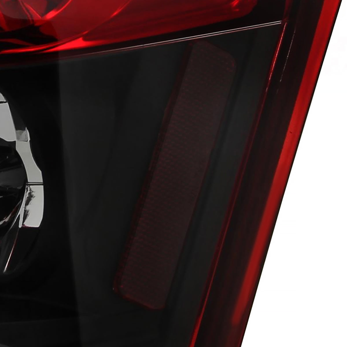 2005-2008 Dodge Magnum Tail Lights (Matte Black Housing/Red Clear Lens)