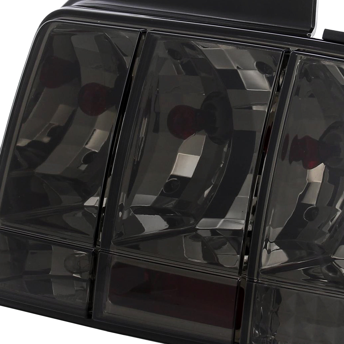 2005-2009 Ford Mustang Sequential Tail Lights (Chrome Housing/Smoked Lens)