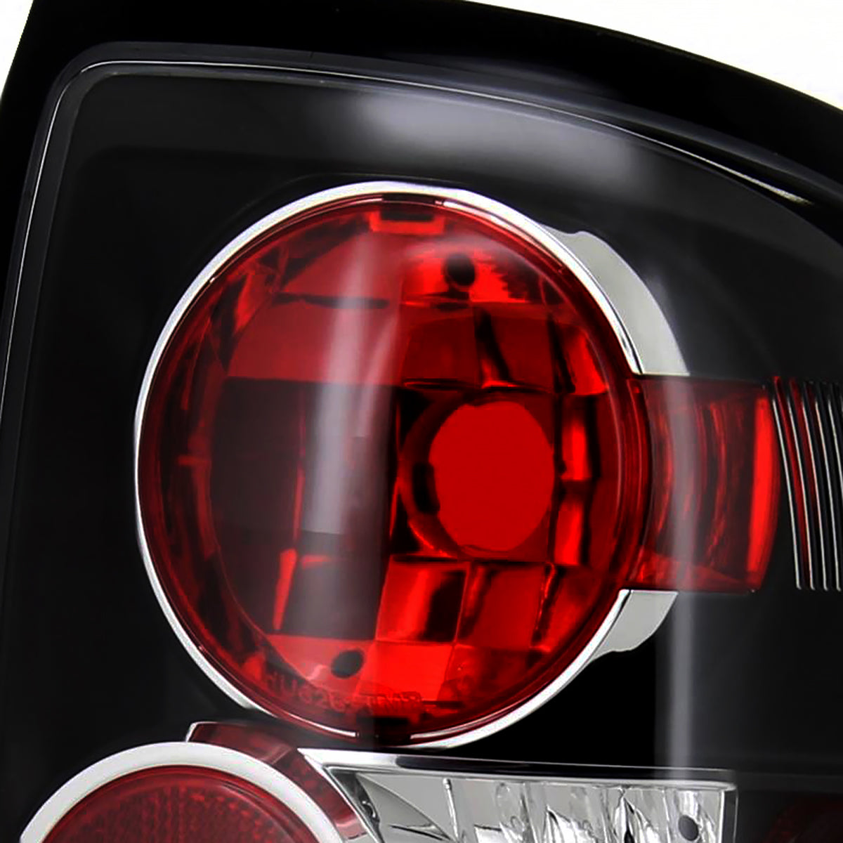 1996-2004 Nissan Pathfinder/ Infiniti QX4 Tail Lights (Matte Black Housing/Clear Lens)