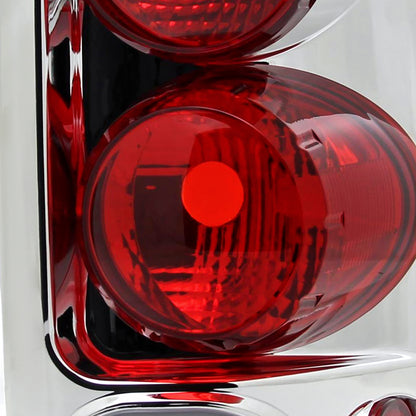 2002-2006 Dodge RAM Retro Style Tail Lights (Chrome Housing/Clear Lens)