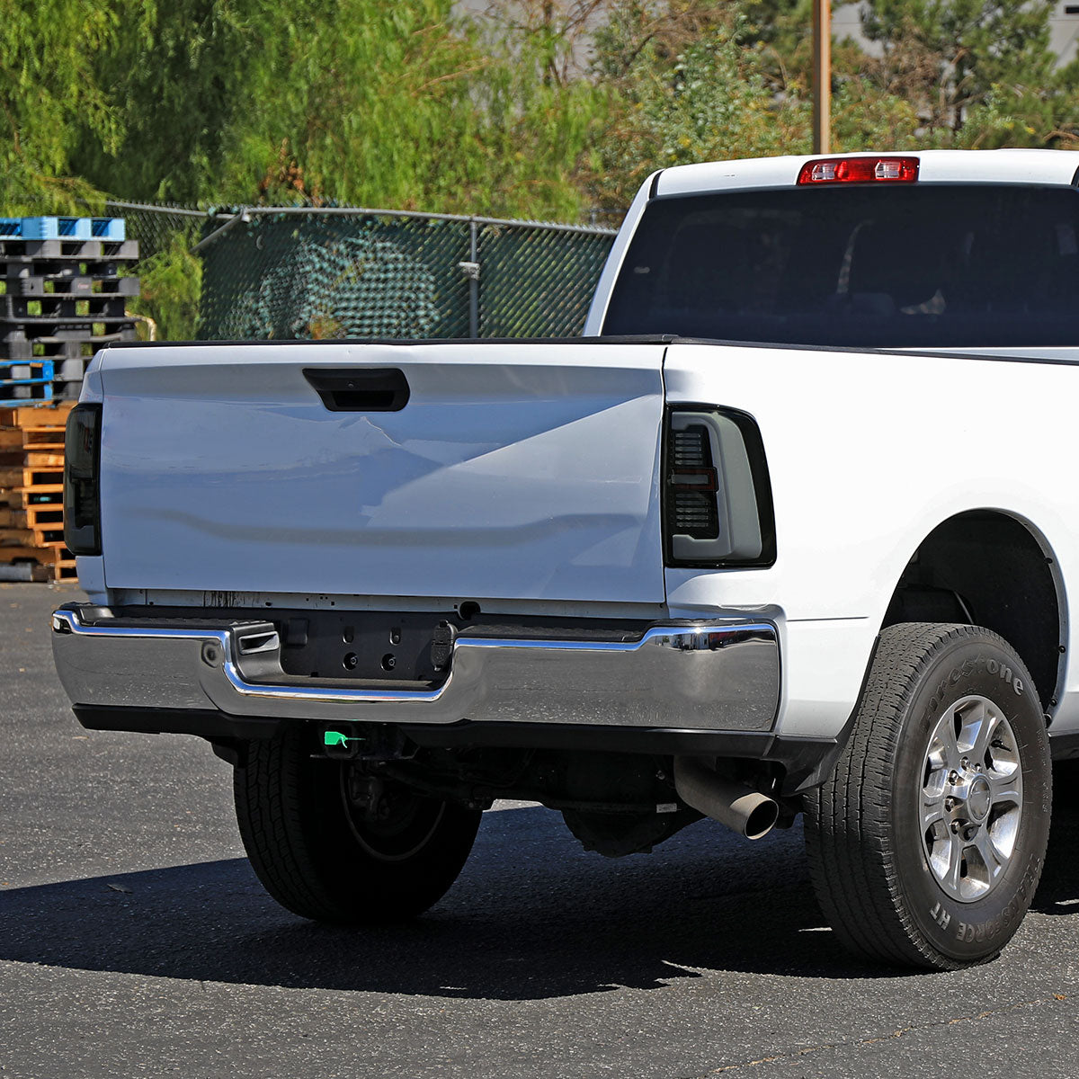 2019-2024 Dodge RAM 2500/3500 LED Sequential Signal Tail Lights (Glossy Black Housing / Dark Smoked Lens)