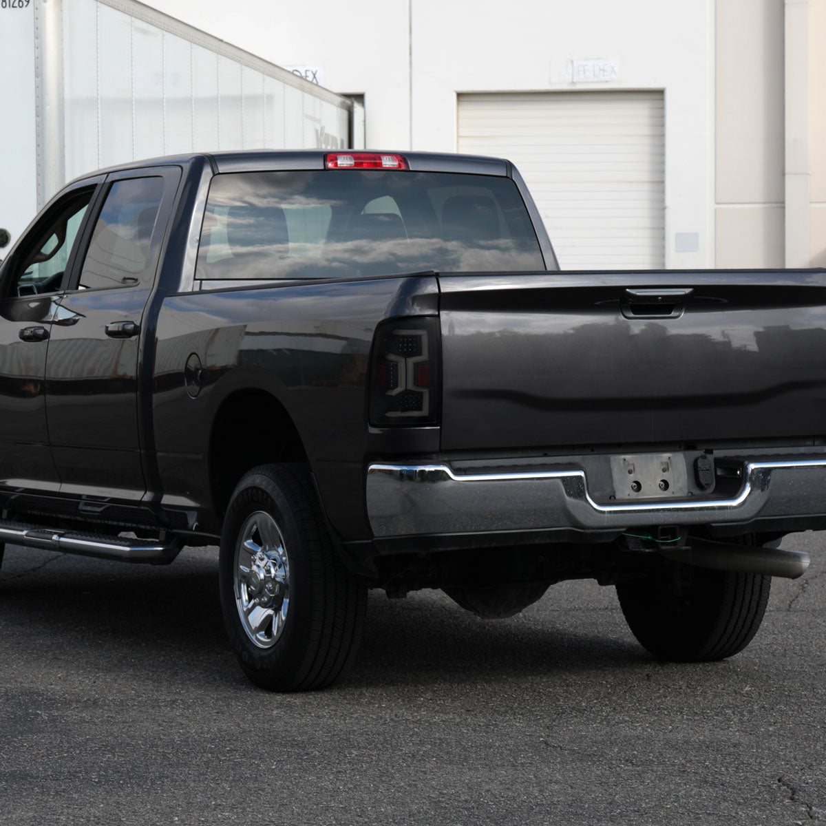 2019-2024 Dodge RAM 2500/3500 LED Sequential Signal Tail Lights (Glossy Black Housing/Dark Smoked Lens)