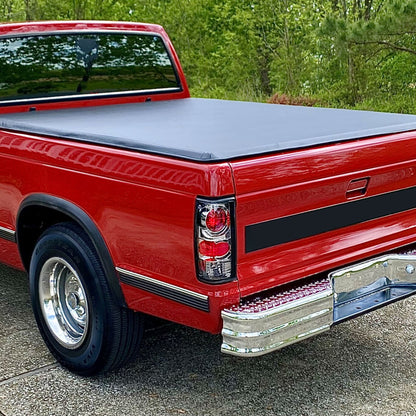 1982-1994 Chevrolet S10/Blazer GMC S15/Sonoma Tail Lights (Chrome Housing/Clear Lens)