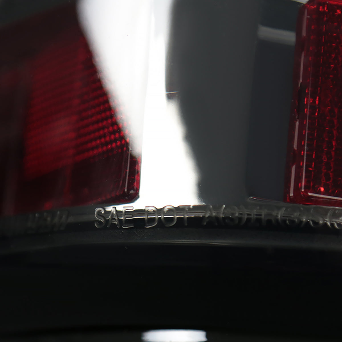 2003-2006 Chevrolet Silverado LED Tail Lights (Chrome Housing/Smoked Lens)