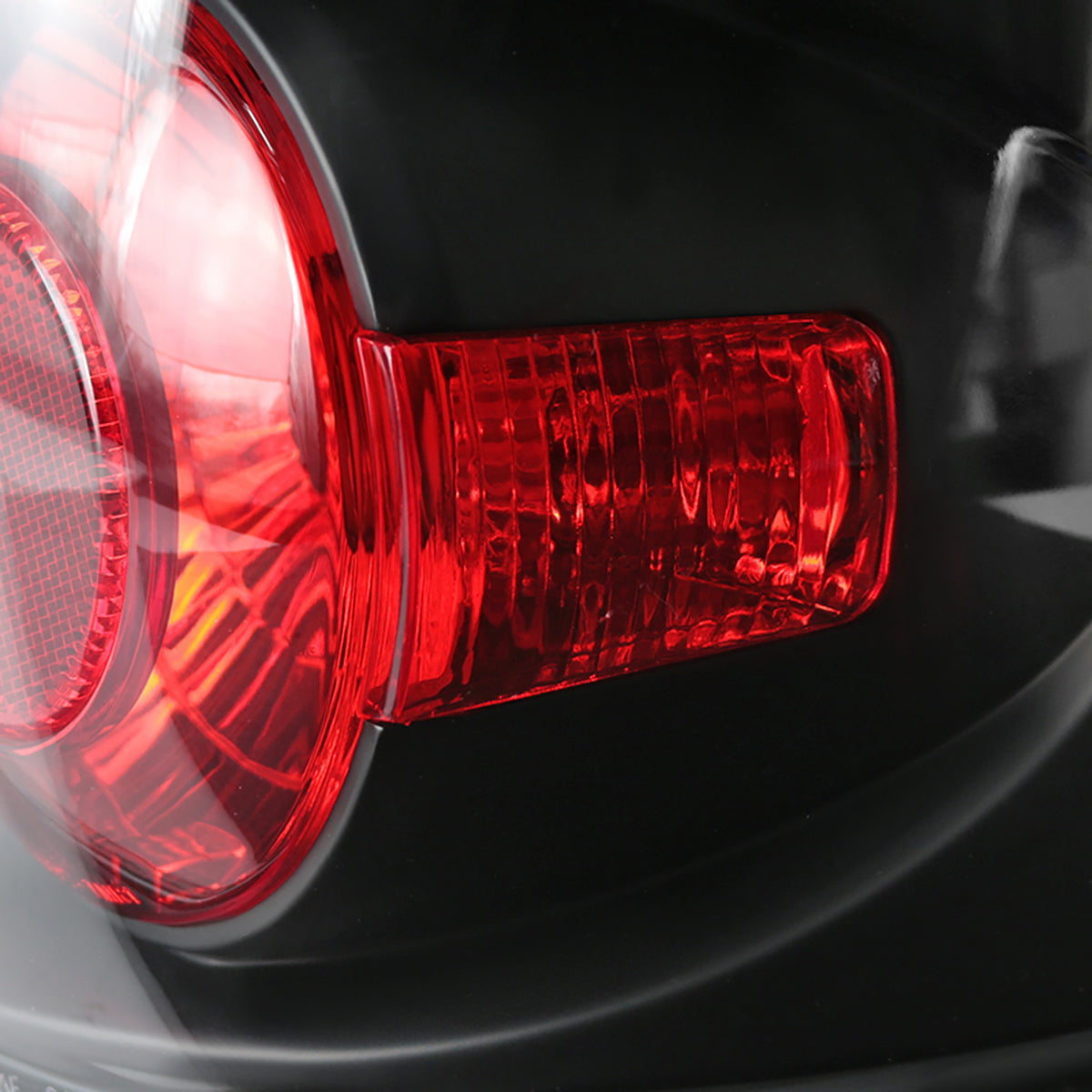 2003-2006 Chevrolet Silverado Tail Lights (Matte Black Housing/Clear Lens)