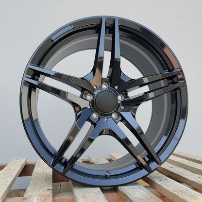 MB3 20x9.5 5x112 +38 CB66.6 Gloss Black