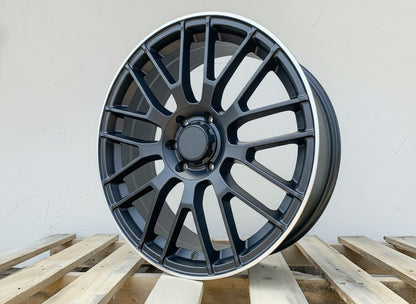 MB8-V2 19x9.5 5x112 +40 66.6 Matte Black Machined Tip