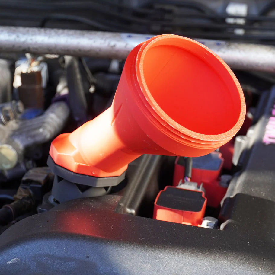 Bull Boost Performance Magnetic Screw-On Oil Funnel for Nissan, Infiniti, Lexus & Toyota Engines – Leak-Free Speed Pour Design