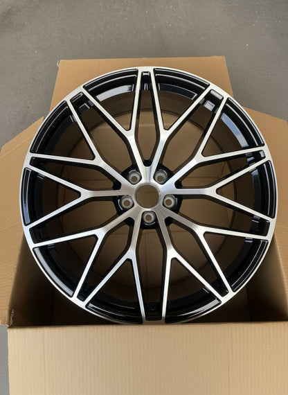 PS1 21x9.5 5x112 +26 66.5 Black Machined Face