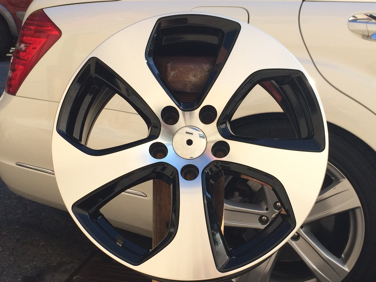 17" Wheels fits Volkswagen Beetle CC EOS GLI Golf GTI Jetta MK4 MK5 MK6 MK7 Passat R32 Rabbit Scirocco TDI Tiguan