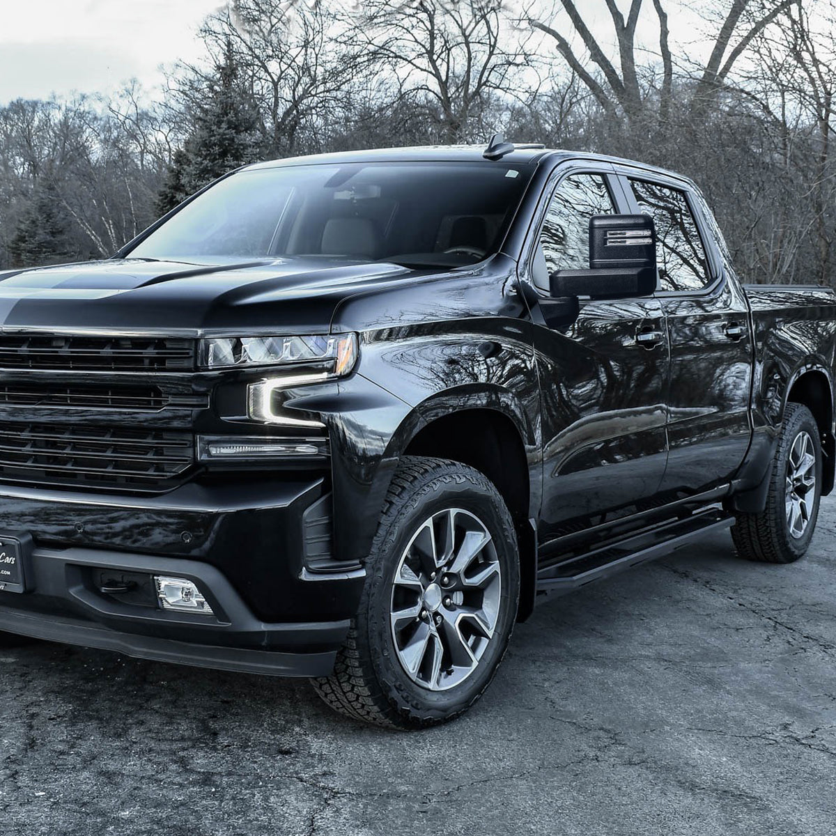 2019-2025 Chevrolet Silverado 1500 Power Adjustable, Heated, and Manual Extendable Black Towing Mirrors with Clear Lens LED Turn Signal & Clearance Lights