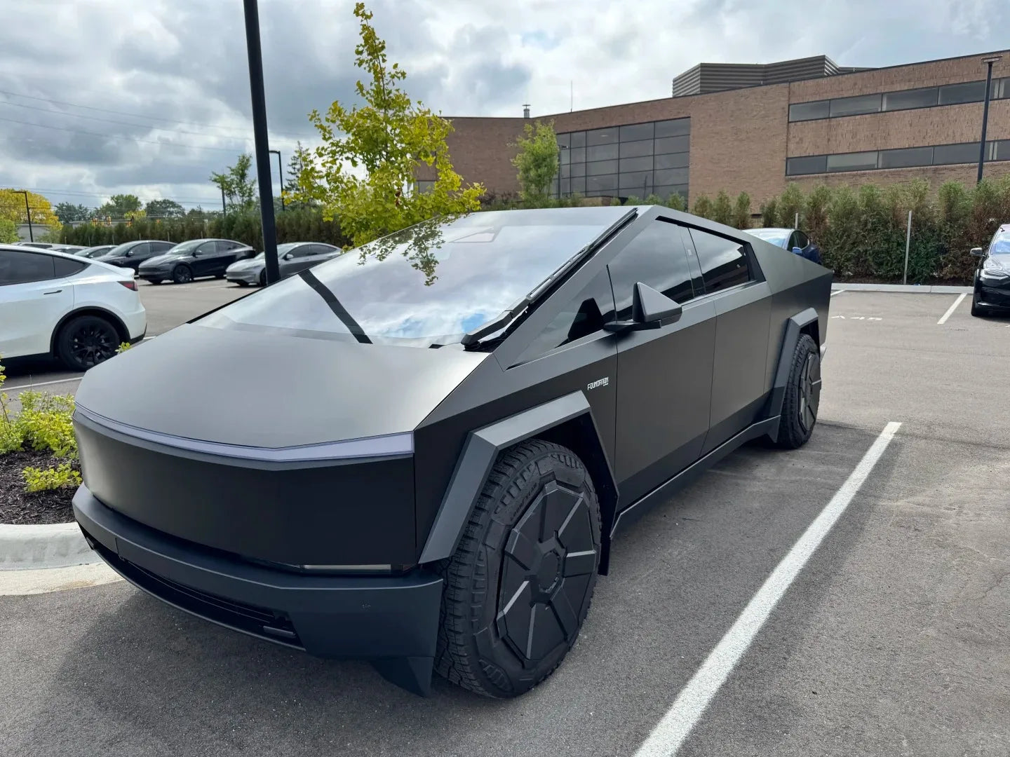 Precut Color Change PPF for Tesla Cybertruck (2024–2026) | DIY Black & Glacier Blue PET Film