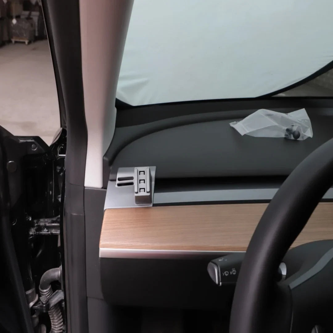 Tesla Model 3 Model Y 2021-2022 Wireless Charging Car Phone Holder