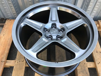 SR1 20x9.5 5x115 +15 71.5 Hyper Black