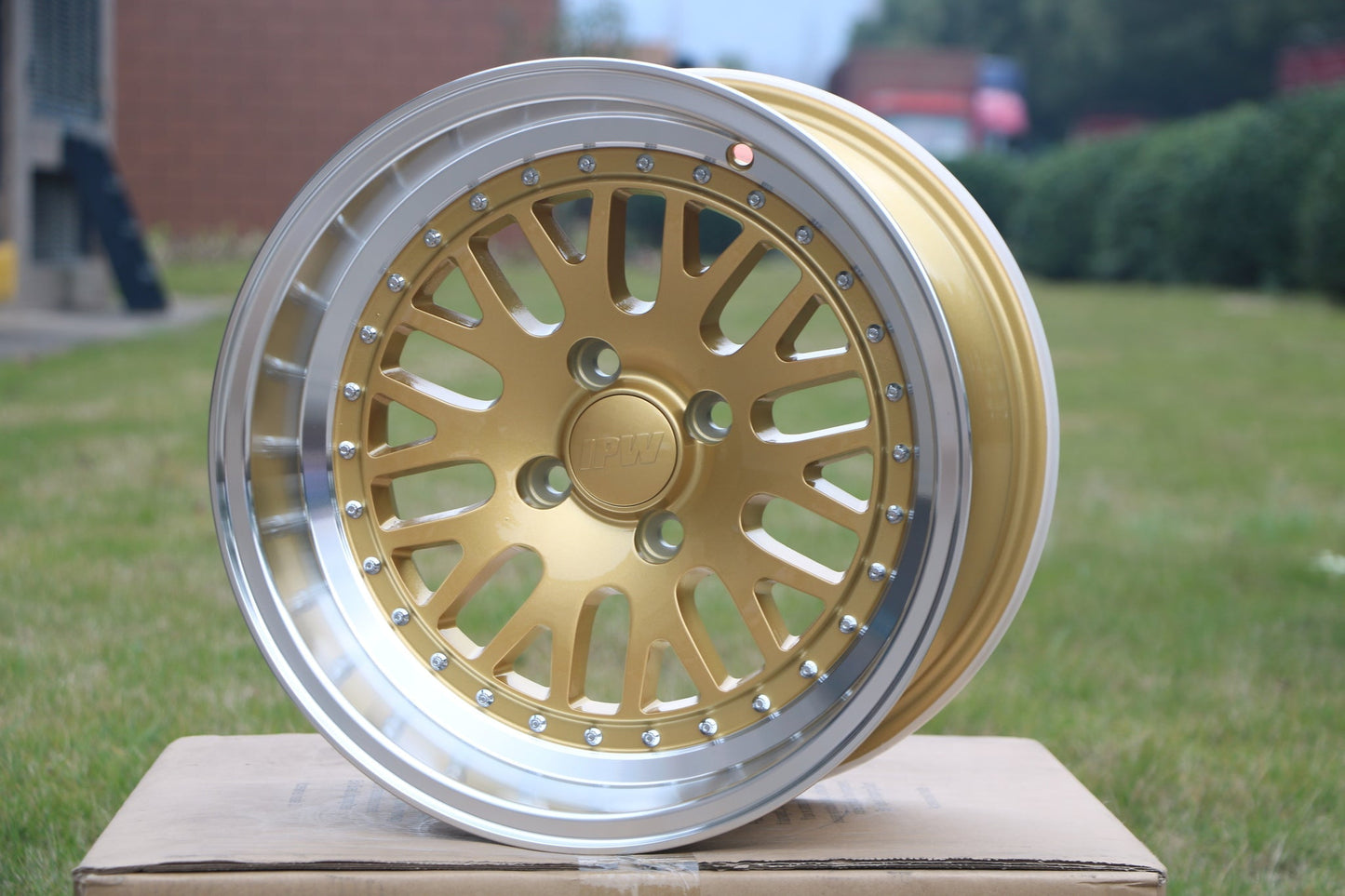 15" LM20 Style Wheels