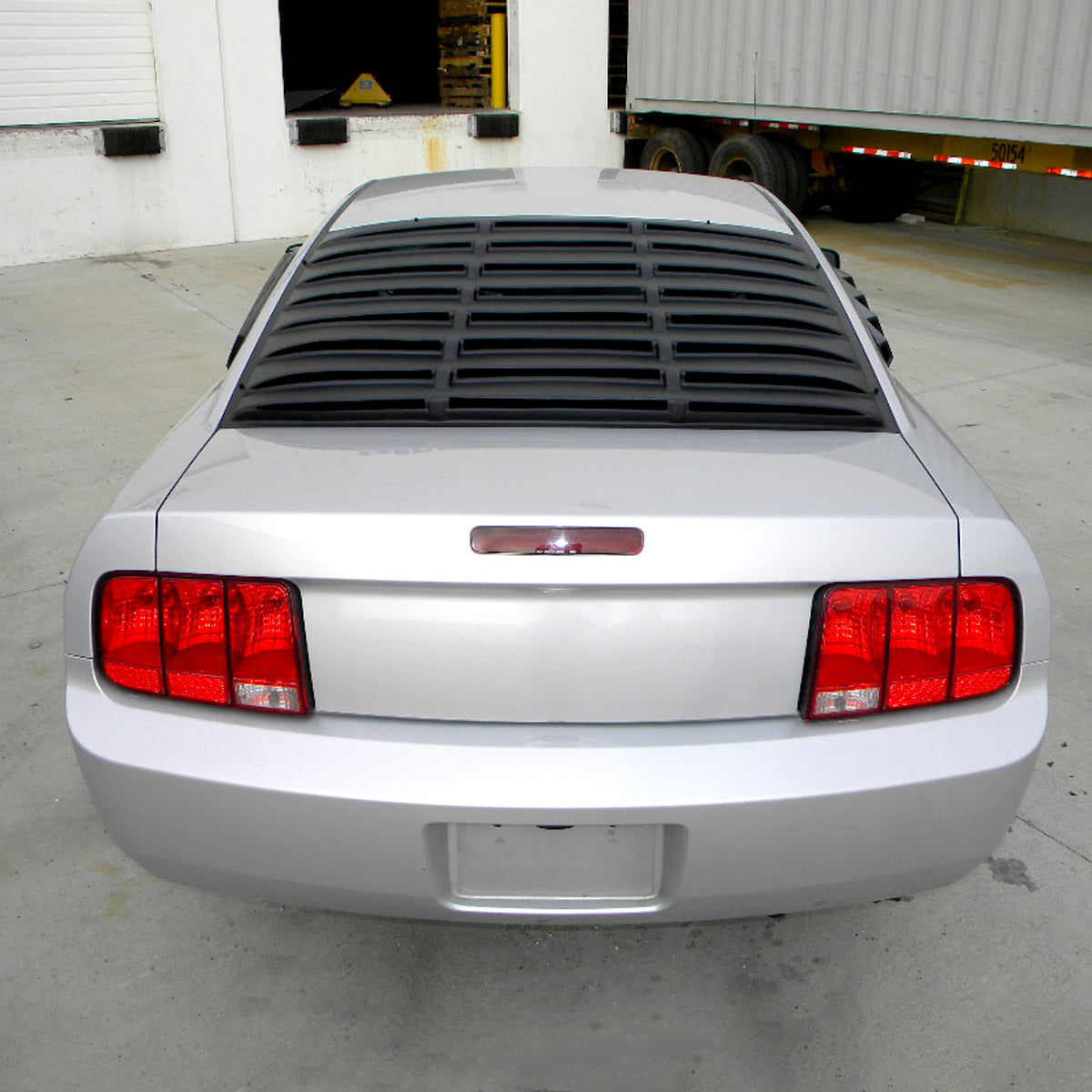 2005-2014 Ford Mustang Coupe Textured Matte Black ABS Vintage Style Rear Window Louver