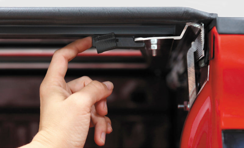 Access Tonnosport 06-08 I-350 I-370 Crew Cab 5ft Bed Roll-Up Cover 22020249
