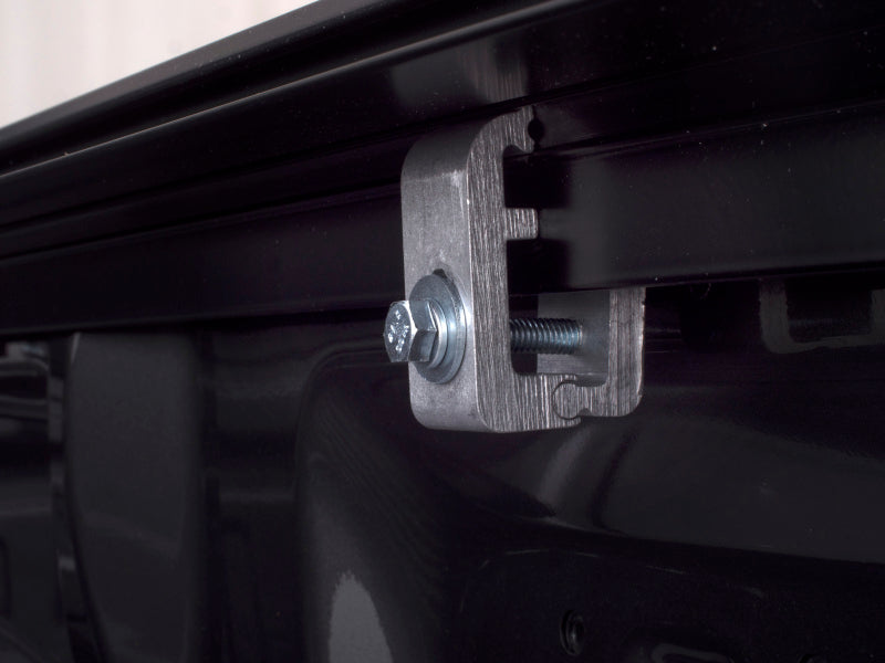 Lund 15-19 Sierra Silverado 2500/3500 (8ft. Bed) Genesis Elite Roll Up Tonneau Cover - Black
