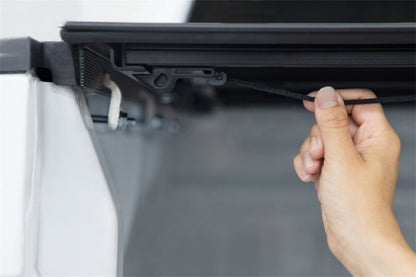 Access LOMAX Professional Series Tri-Fold Cover 17-19 Nissan Titan 5ft 6in Bed B0030019