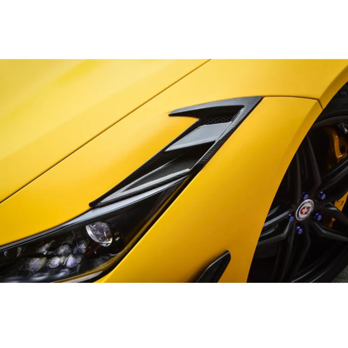 Prepreg Carbon Fiber Front Fender Vent Trims for Ferrari F8