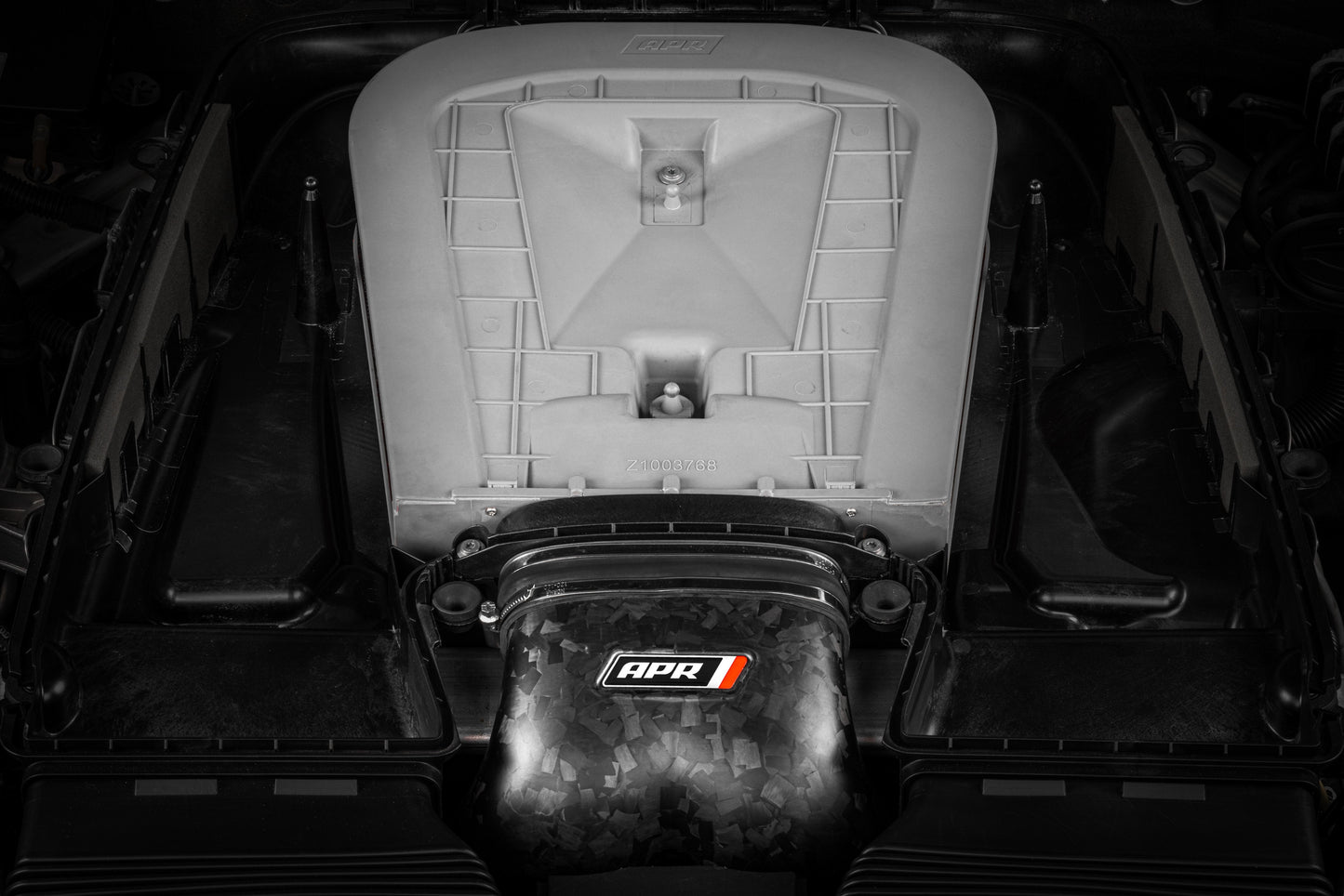 APR Carbon Fiber Intake System - (4M/9Y/SUV) - 4.0T